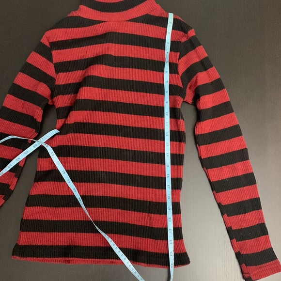 Red and black striped turtleneck size S - Picture 4 of 6